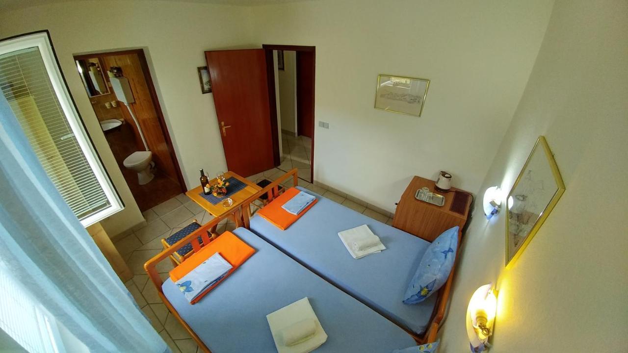 Apartments&rooms Bova Baška Buitenkant foto