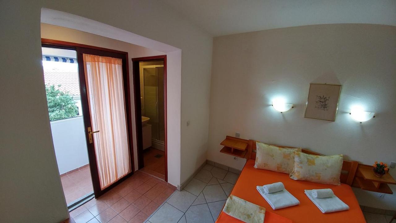 Apartments&rooms Bova Baška Buitenkant foto