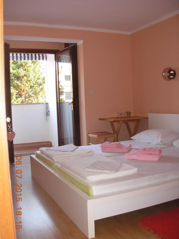 Apartments&rooms Bova Baška Buitenkant foto